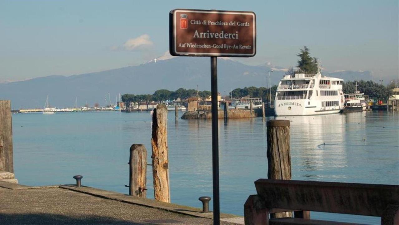 Appartamento Peschiera Peschiera del Garda Extérieur photo